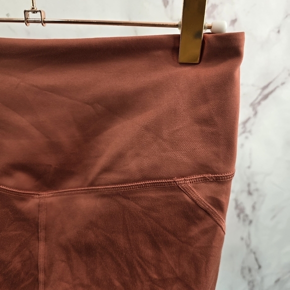 Girlfriend Collective Leggings Womens Medium Terracotta Clay Antler Crop 7/8 - Picture 9 of 11